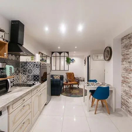 Entre Plages Et Centre-ville Apartment